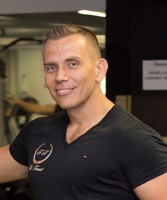 Ignéczi Viktor személyi edző